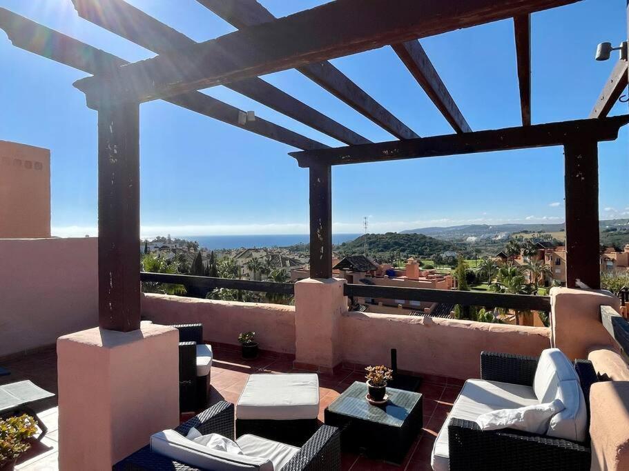 Schoenes Penthouse Mit Meerblick Pura Vida Bahia de Casares Екстер'єр фото